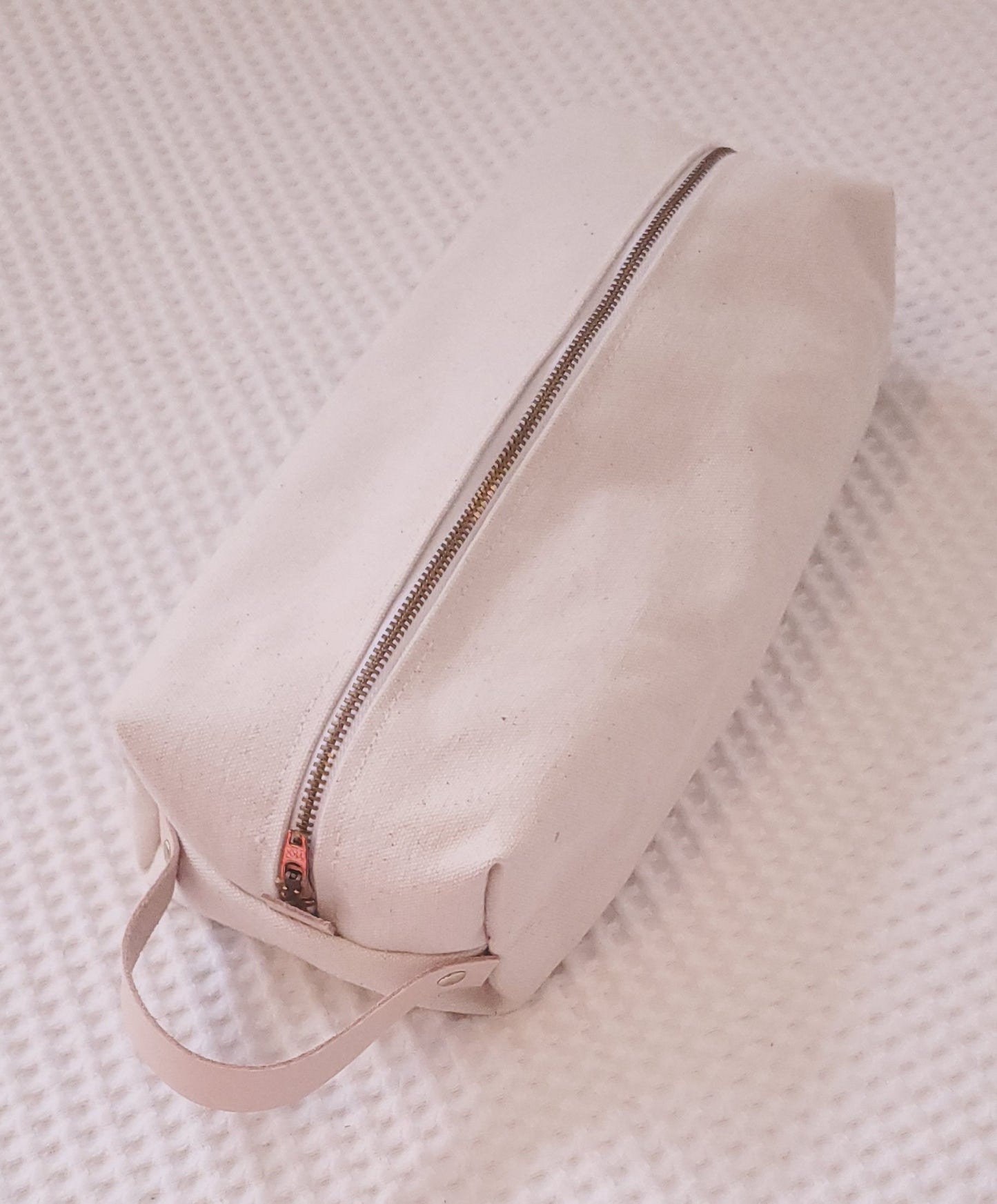 Canvas & leather dopp kit. Handcrafted in Los Angeles California 