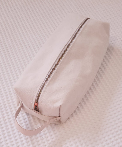 Canvas & leather dopp kit. Handcrafted in Los Angeles California 